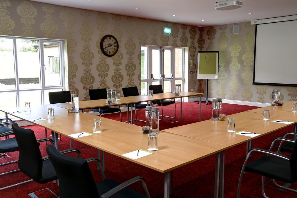 היצ'ין Needham House Hotel מראה חיצוני תמונה